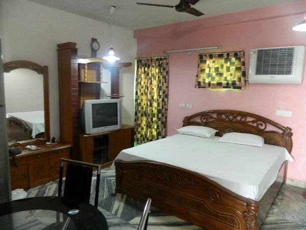 TG Stays Kalkaji, New Delhi 4